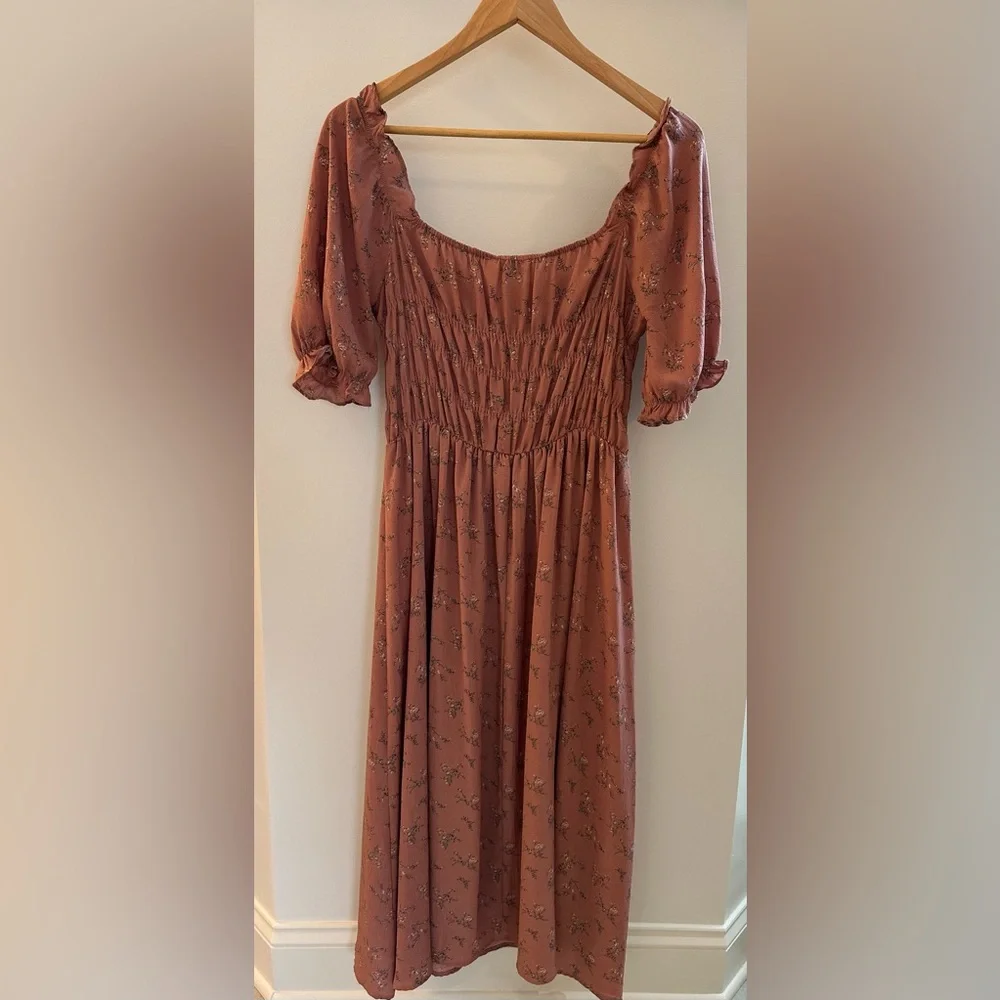 Molly Green Lavender Floral Milkmaid Dress - Picture 3 of 3